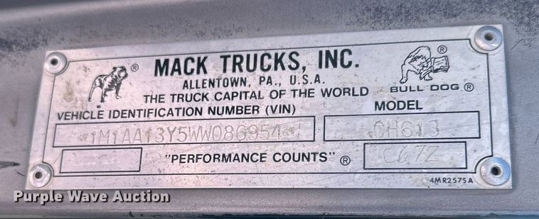 image for item OK9027 1998 Mack CH613  semi truck