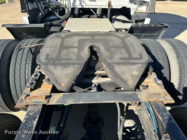 image for item OK9033 2016 Freightliner Cascadia Evolution  semi truck