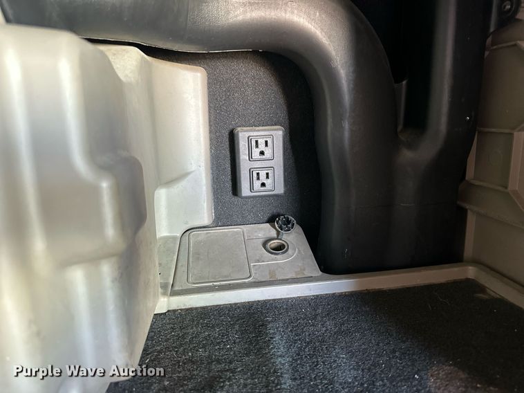 image for item OK9033 2016 Freightliner Cascadia Evolution  semi truck