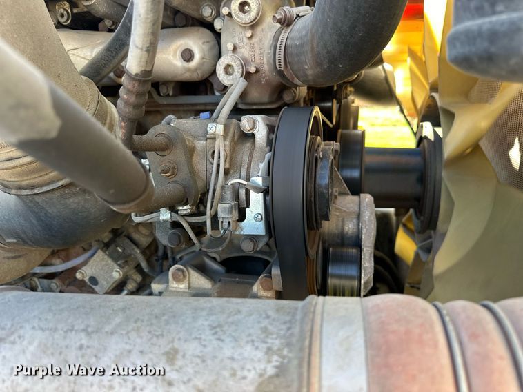 image for item OK9033 2016 Freightliner Cascadia Evolution  semi truck