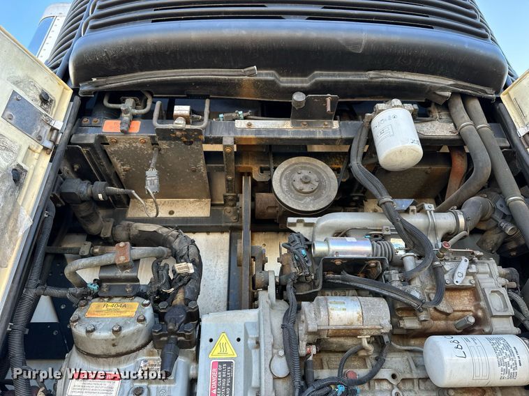 image for item OK9035 2006 Utility 3000R  Refrigerated Van Trailer