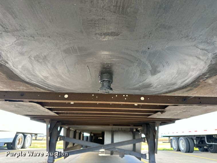 image for item OK9035 2006 Utility 3000R  Refrigerated Van Trailer