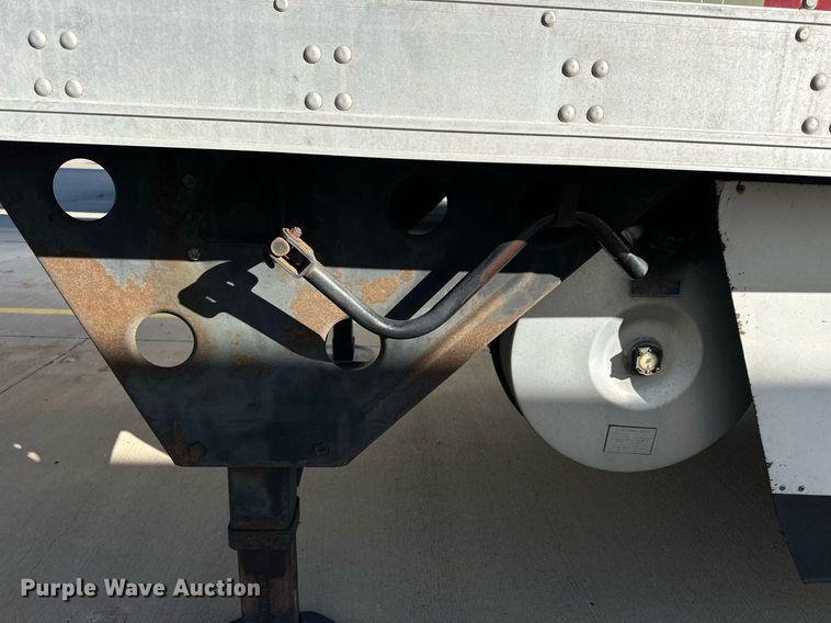 image for item OK9035 2006 Utility 3000R  Refrigerated Van Trailer