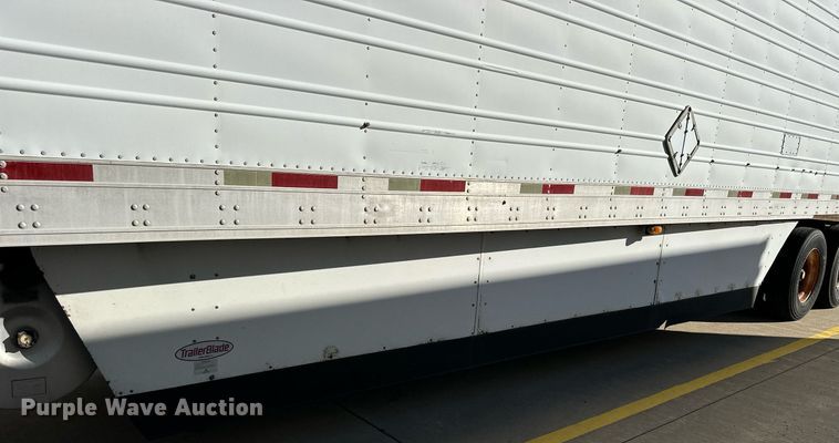 image for item OK9035 2006 Utility 3000R  Refrigerated Van Trailer