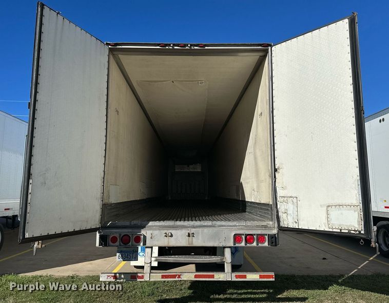 image for item OK9035 2006 Utility 3000R  Refrigerated Van Trailer