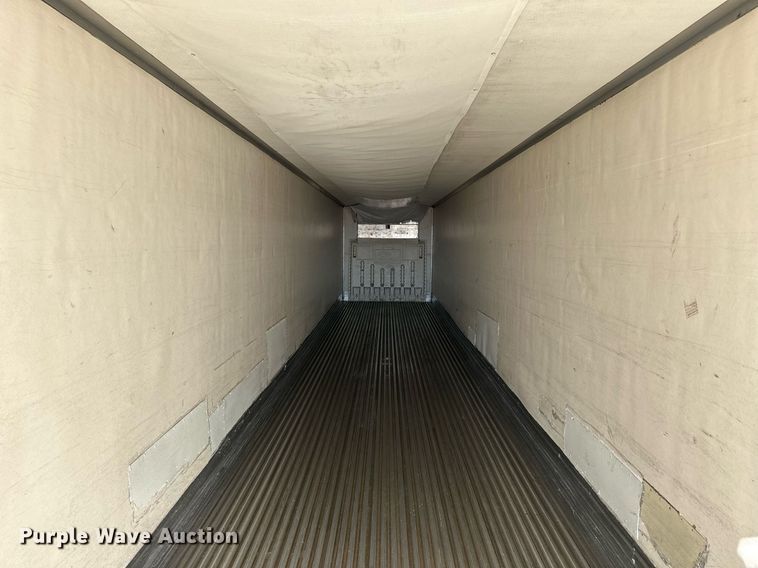 image for item OK9035 2006 Utility 3000R  Refrigerated Van Trailer