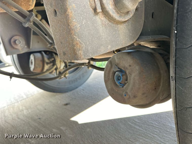 image for item OK9035 2006 Utility 3000R  Refrigerated Van Trailer