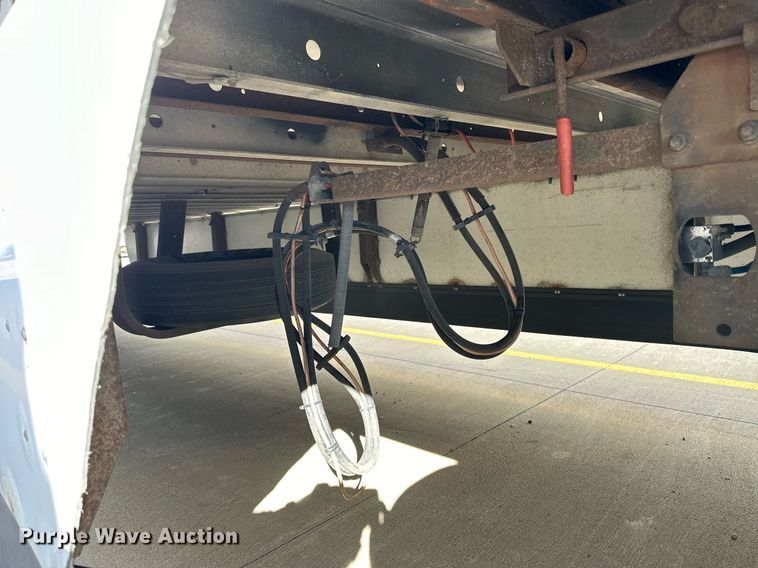 image for item OK9035 2006 Utility 3000R  Refrigerated Van Trailer