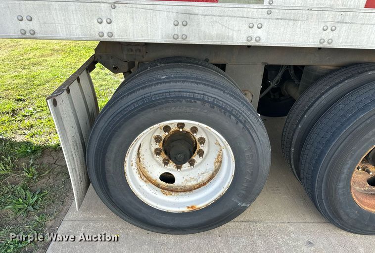 image for item OK9035 2006 Utility 3000R  Refrigerated Van Trailer