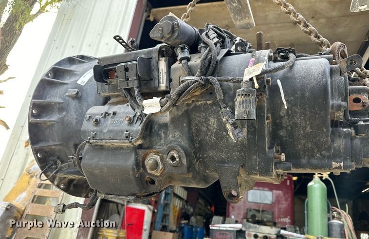 image for item OK9095 Eaton Fuller  transmission