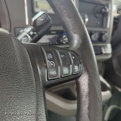 image for item OL9030 2019 Kenworth T680  semi truck