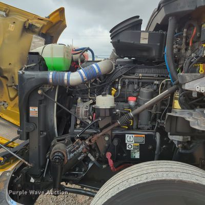 image for item OL9030 2019 Kenworth T680  semi truck