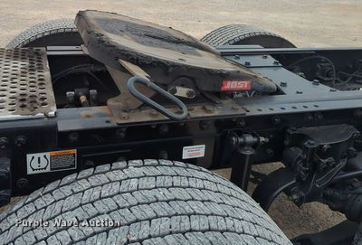 image for item OL9031 2020 Kenworth T680  semi truck