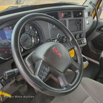 image for item OL9031 2020 Kenworth T680  semi truck