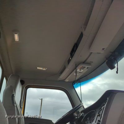 image for item OL9031 2020 Kenworth T680  semi truck