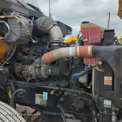 image for item OL9031 2020 Kenworth T680  semi truck