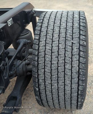 image for item OL9031 2020 Kenworth T680  semi truck