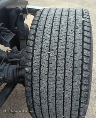 image for item OL9032 2020 Freightliner Cascadia 126  semi truck