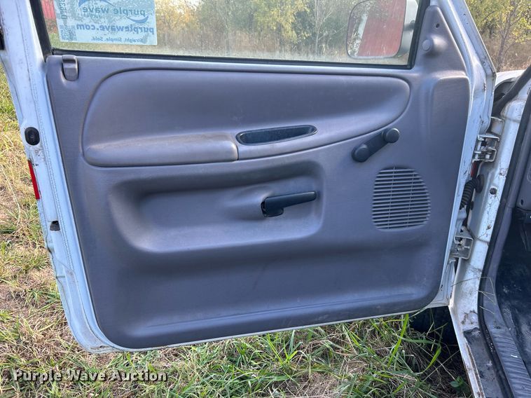 image for item DJ6386 1996 Dodge Ram 1500  pickup truck