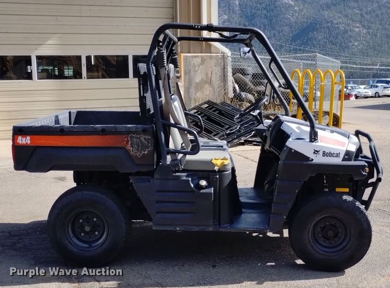 image for item DK8871 2011 Bobcat 3400  utility vehicle