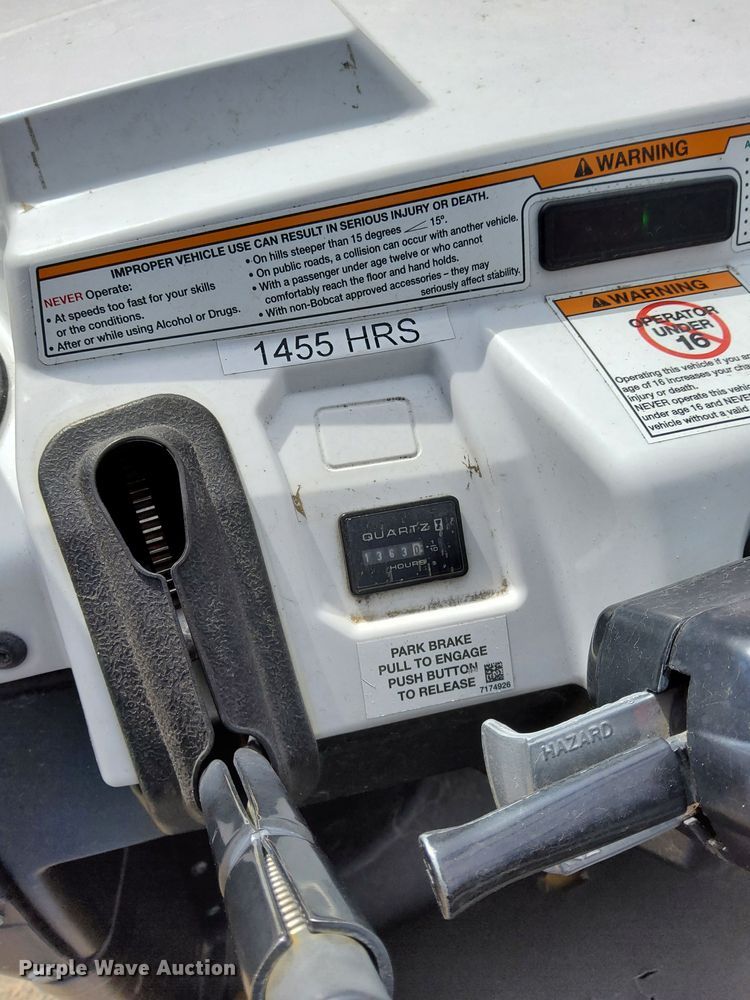 image for item DK8871 2011 Bobcat 3400  utility vehicle