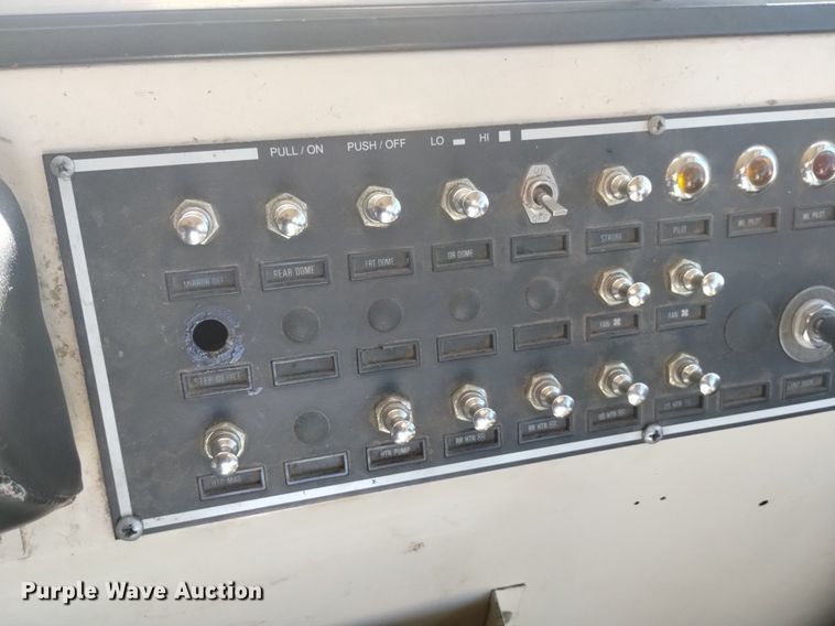 image for item DK8872 1995 Blue Bird TC2000  school bus