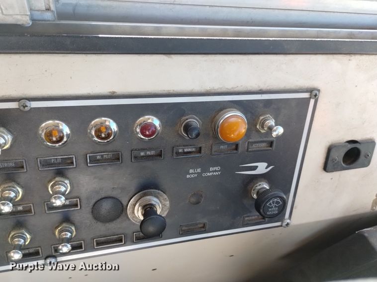 image for item DK8872 1995 Blue Bird TC2000  school bus