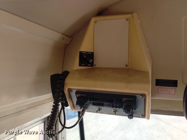 image for item DK8872 1995 Blue Bird TC2000  school bus