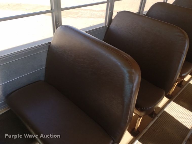 image for item DK8872 1995 Blue Bird TC2000  school bus