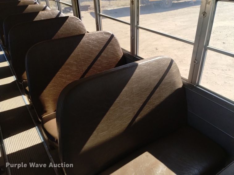 image for item DK8872 1995 Blue Bird TC2000  school bus