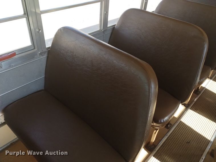 image for item DK8872 1995 Blue Bird TC2000  school bus