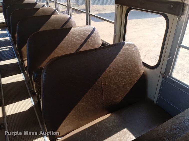 image for item DK8872 1995 Blue Bird TC2000  school bus