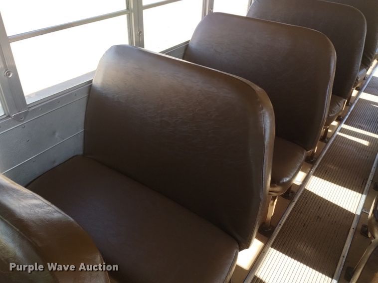 image for item DK8872 1995 Blue Bird TC2000  school bus