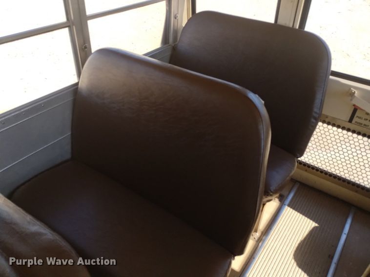 image for item DK8872 1995 Blue Bird TC2000  school bus