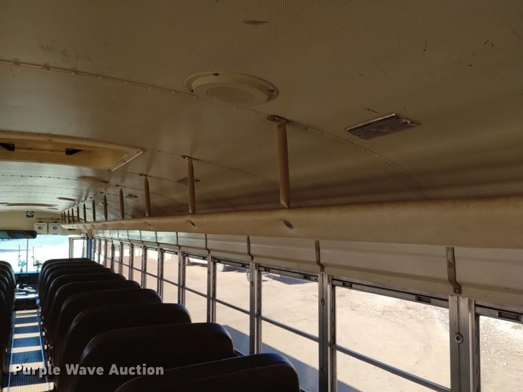 image for item DK8872 1995 Blue Bird TC2000  school bus