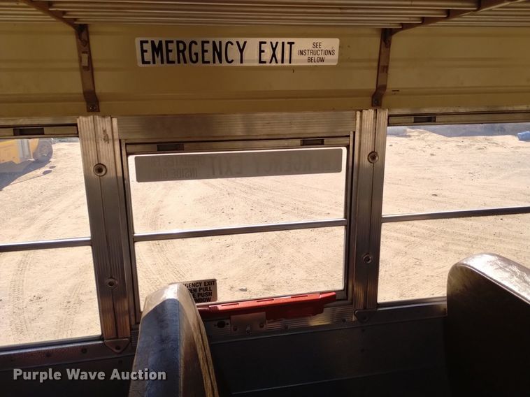 image for item DK8872 1995 Blue Bird TC2000  school bus