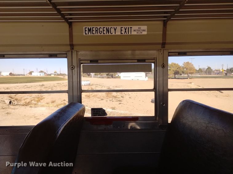 image for item DK8872 1995 Blue Bird TC2000  school bus