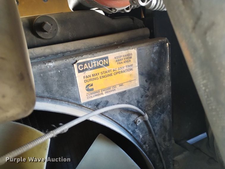 image for item DK8872 1995 Blue Bird TC2000  school bus