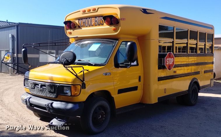 image for item DK8873 2003 Blue Bird  school bus