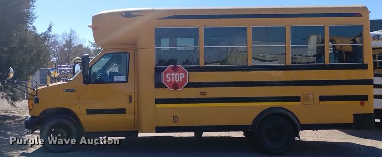 image for item DK8873 2003 Blue Bird  school bus