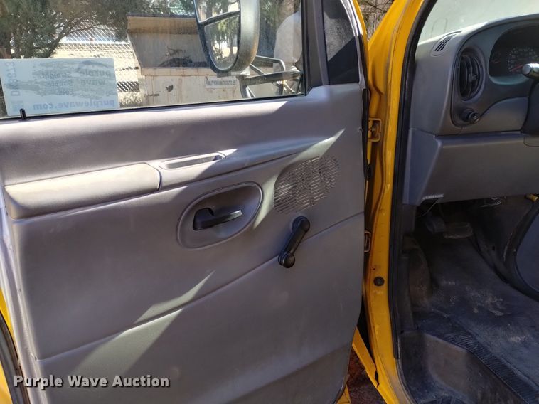 image for item DK8873 2003 Blue Bird  school bus