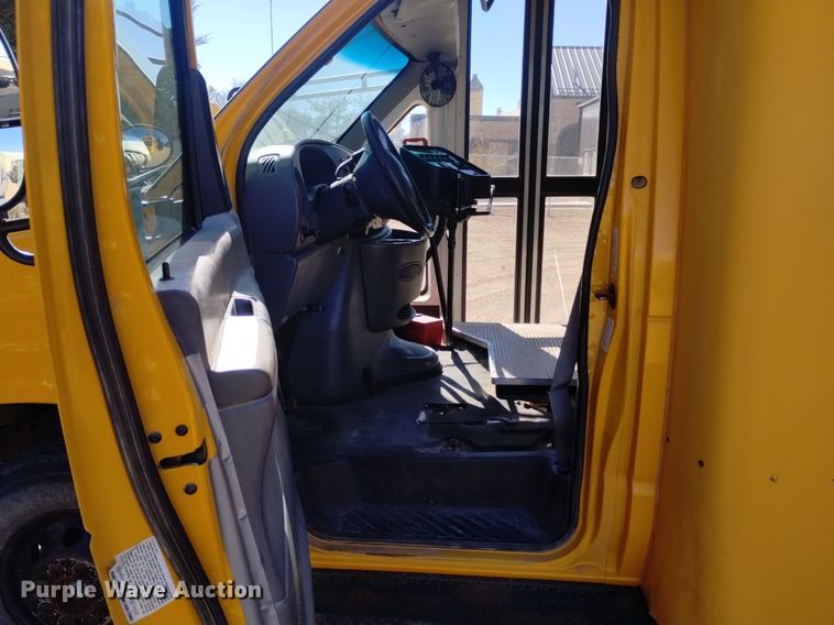 image for item DK8873 2003 Blue Bird  school bus