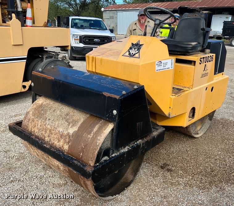 image for item DN3170 Stone AVR 4000  double drum vibratory roller