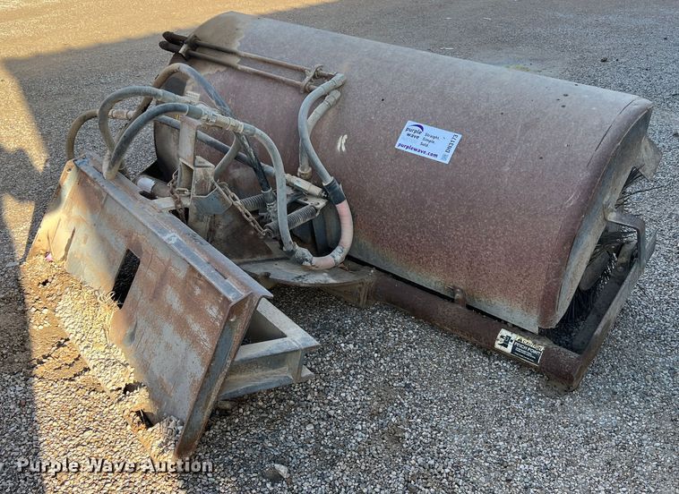 image for item DN3173 Skid steer broom