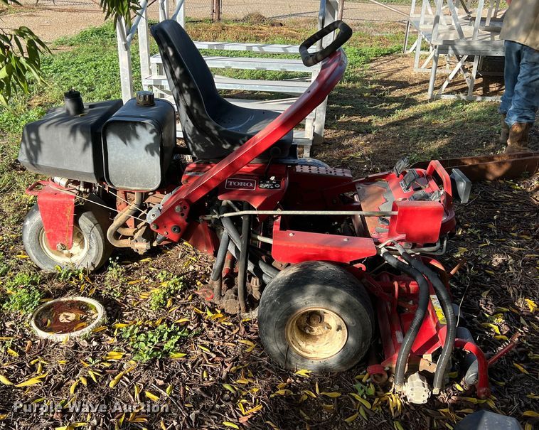 image for item DN3174 Toro Groundmaster 3050  reel mower