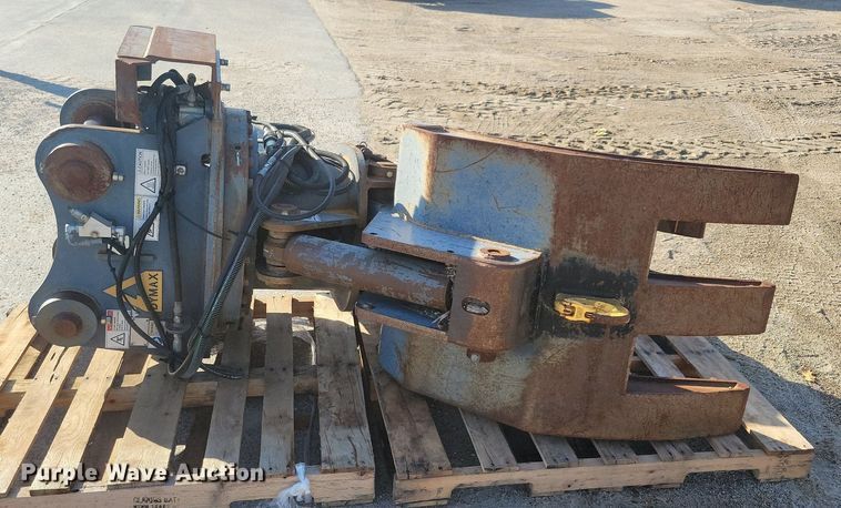 image for item DN4219 Dymax  60" W excavator grapple