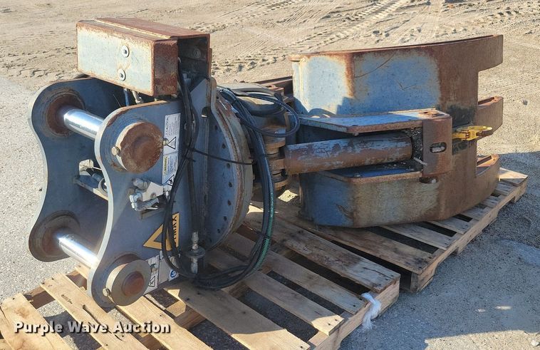 image for item DN4219 Dymax  60" W excavator grapple