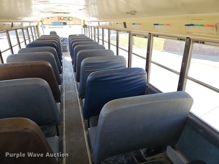 image for item DN7052 2010 IC PB10500  school bus