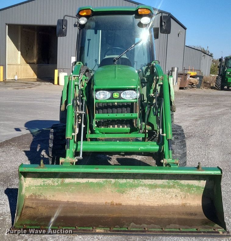 image for item DO4701 2009 John Deere 4320  MFWD tractor