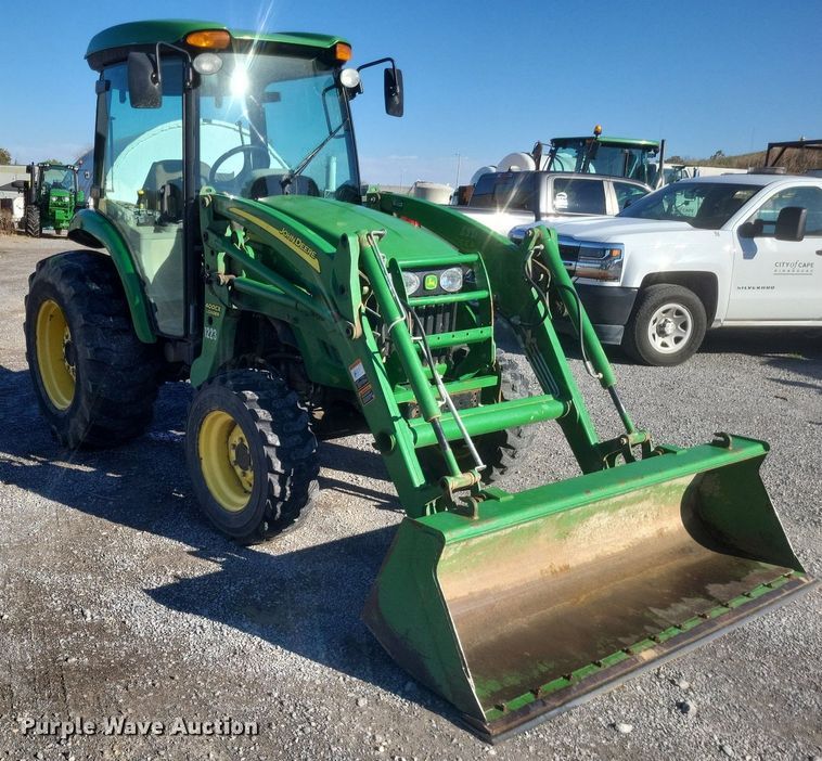 image for item DO4701 2009 John Deere 4320  MFWD tractor
